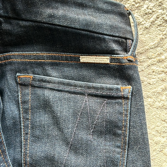 Guess by Marciano Pearl Denim - Picture 5 of 6